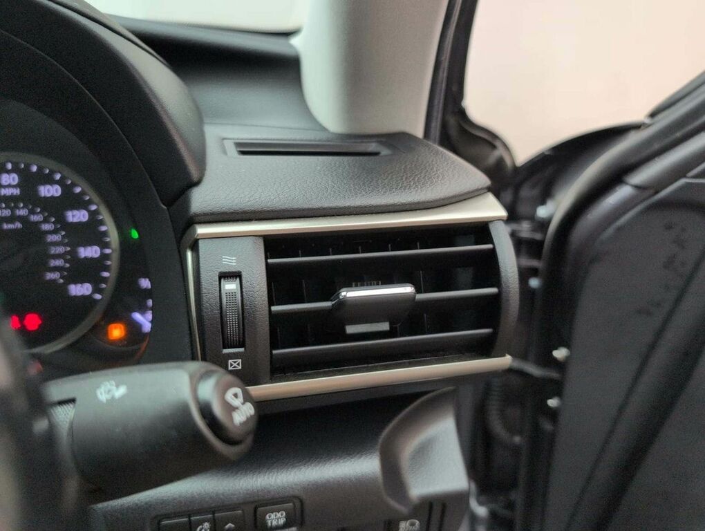 Lexus IS 300H Cvt Comfort Pack Black #22