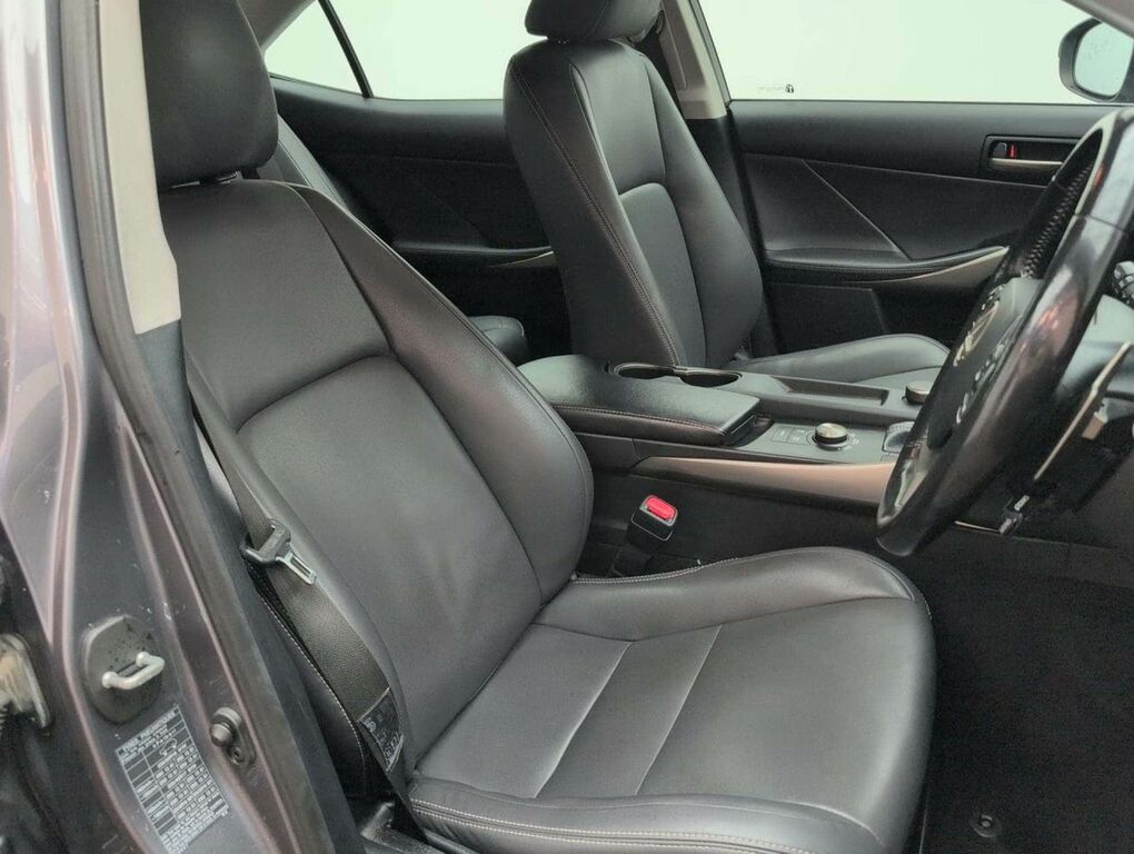 Lexus IS 300H Cvt Comfort Pack Black #12