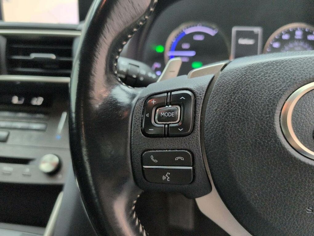Lexus IS 300H Cvt Comfort Pack Black #20