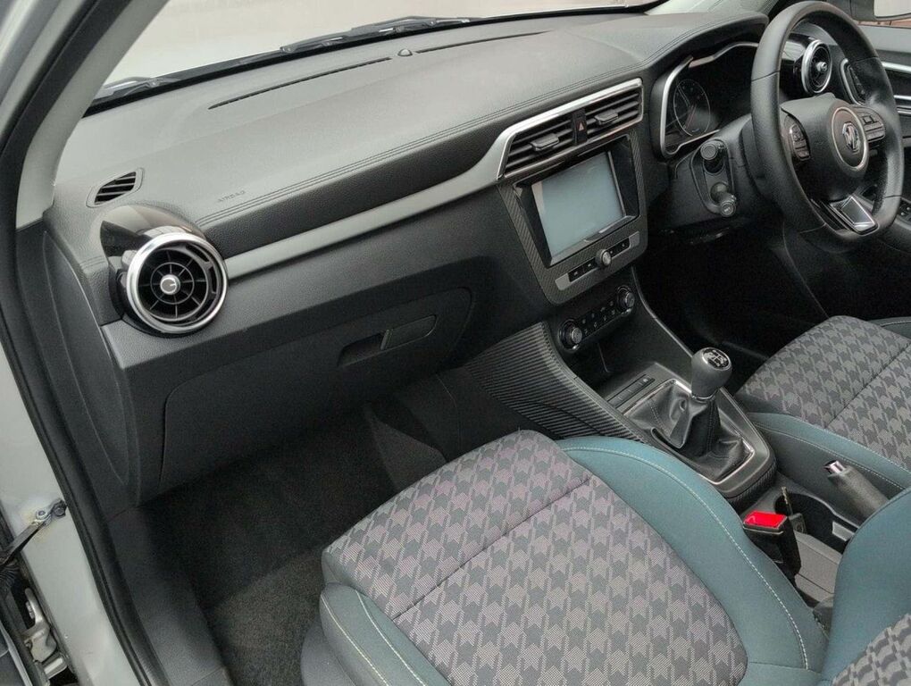 MG ZS 1.5 Vti-tech Exclusive Euro 6 Ss Silver #30