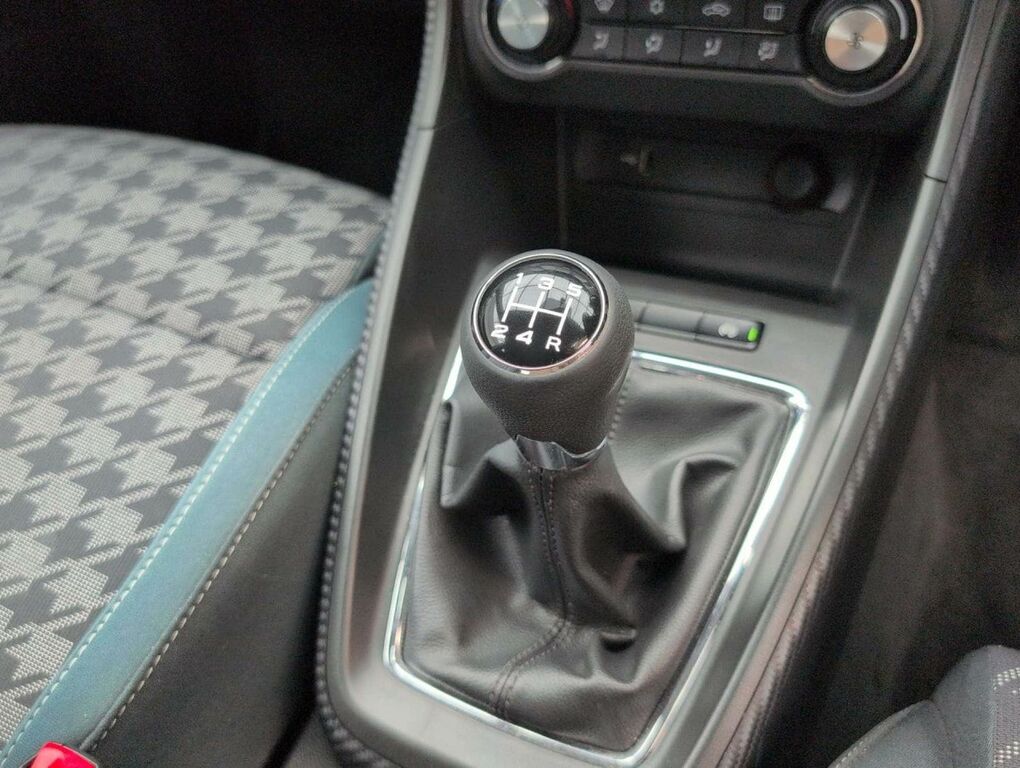MG ZS 1.5 Vti-tech Exclusive Euro 6 Ss Silver #17