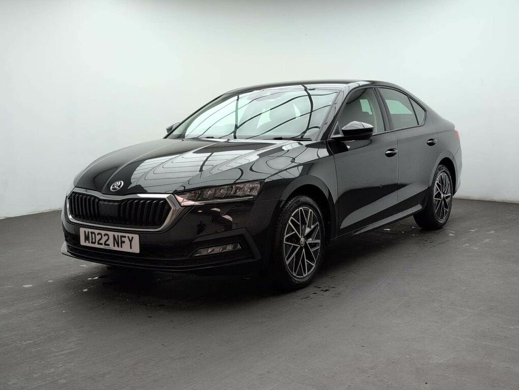 Skoda Octavia 1.5 Octavia Se Tsi MD22NFY Black #4