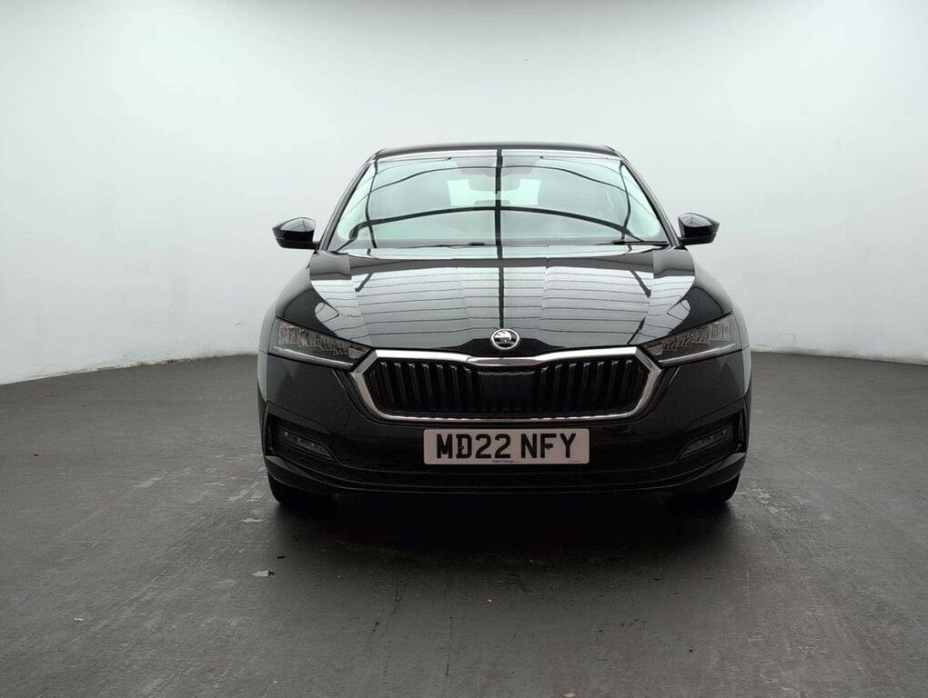 Skoda Octavia 1.5 Octavia Se Tsi MD22NFY Black #3