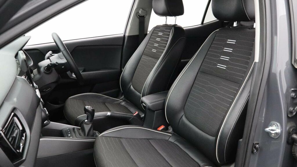 Kia Stonic 2 Grey #25