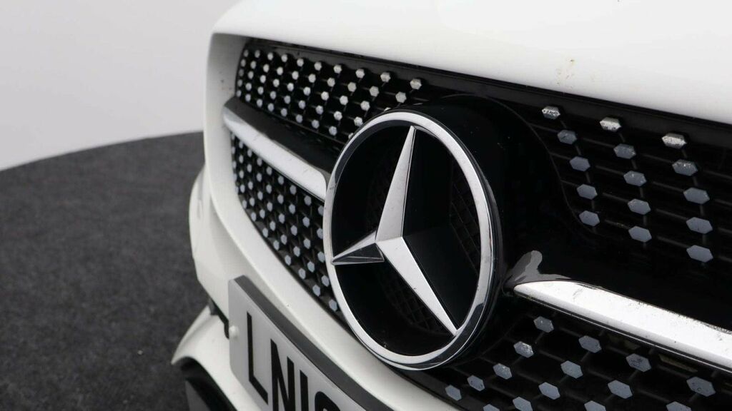 Mercedes-Benz CLA Class Cla 200 Amg Line Night Edition Tip Grey #32