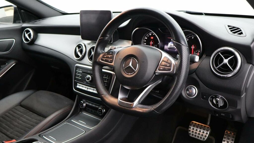 Mercedes-Benz CLA Class Cla 200 Amg Line Night Edition Tip Grey #10