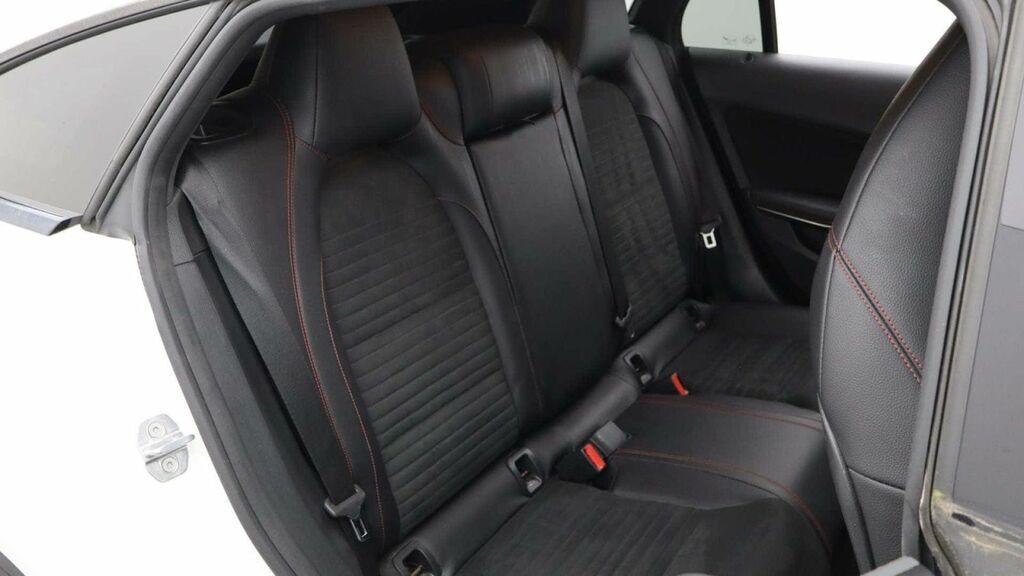 Mercedes-Benz CLA Class Cla 200 Amg Line Night Edition Tip Grey #23