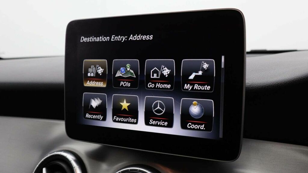 Mercedes-Benz CLA Class Cla 200 Amg Line Night Edition Tip Grey #12