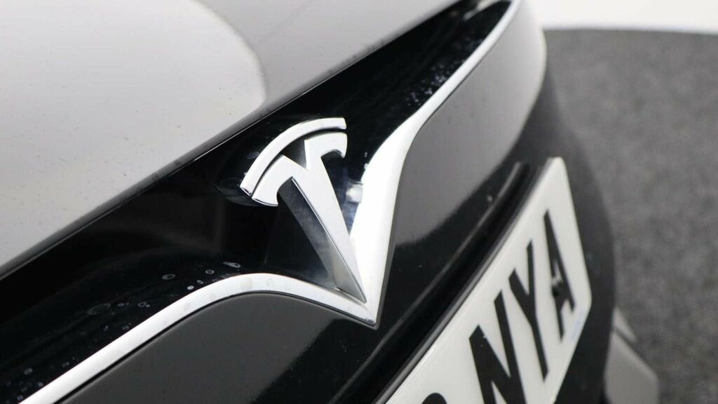 Tesla Model S Long Range, Enhanced Raven Drivetrain, White #31