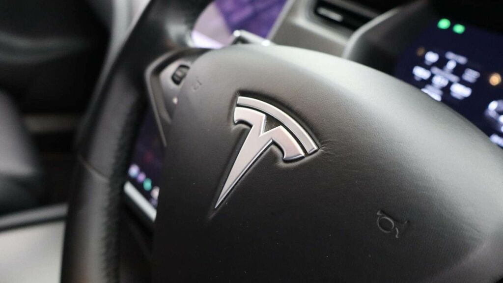 Tesla Model S Long Range, Enhanced Raven Drivetrain, White #22