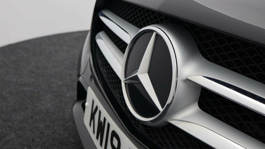 Mercedes-Benz C Class Automatic Blue #37