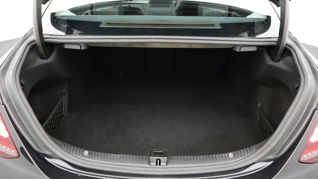 Mercedes-Benz C Class Automatic Blue #31