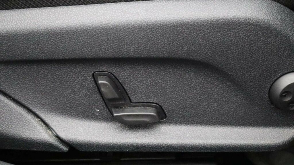 Mercedes-Benz C Class Automatic Blue #26