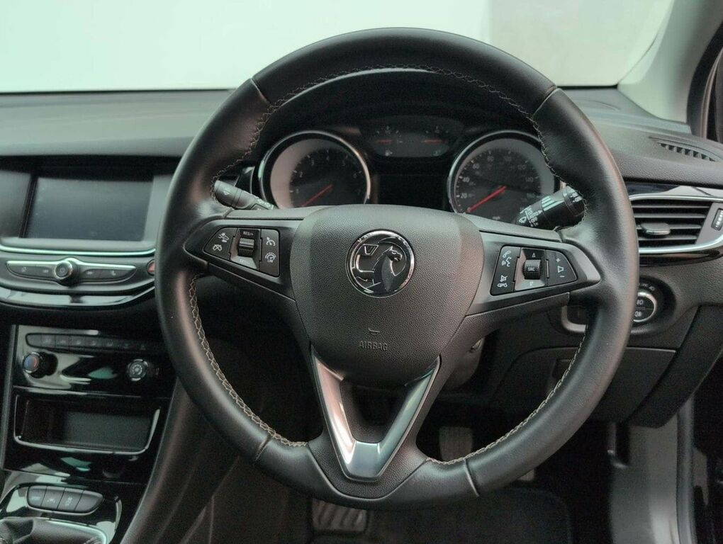 Vauxhall Astra White #22