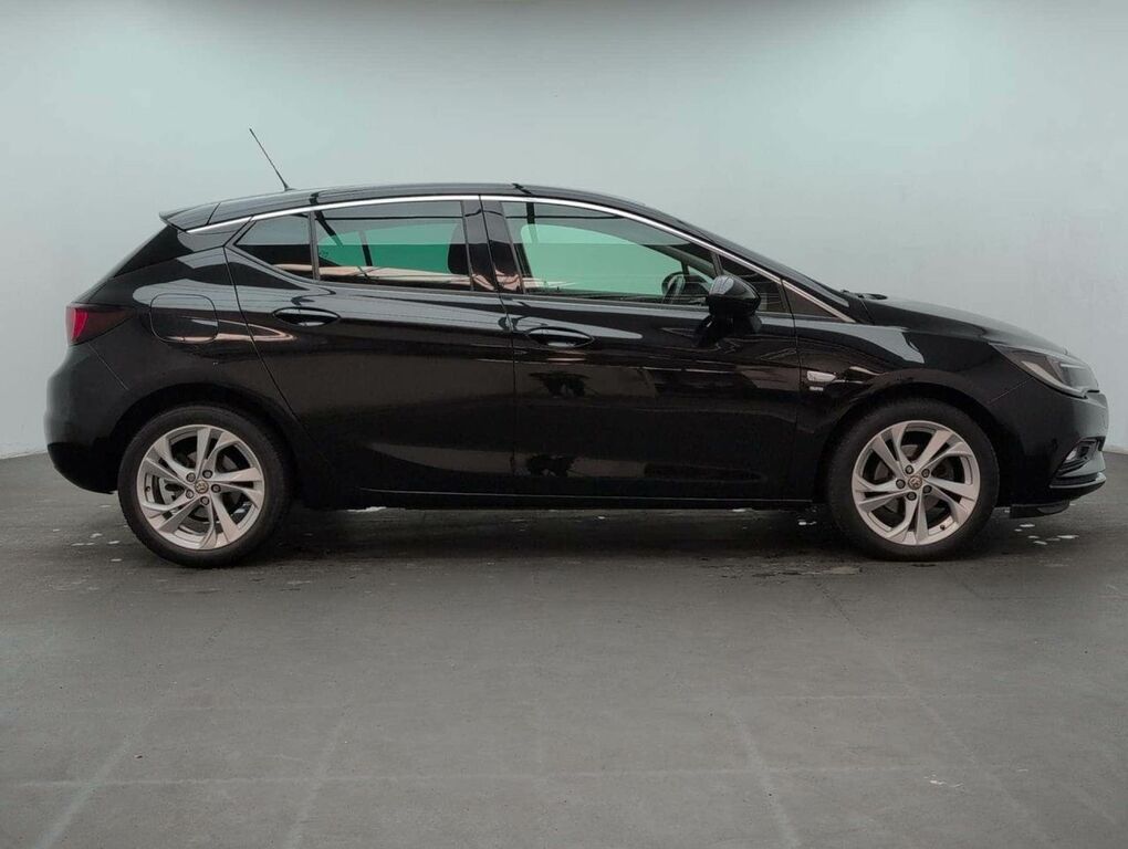 Vauxhall Astra White #9