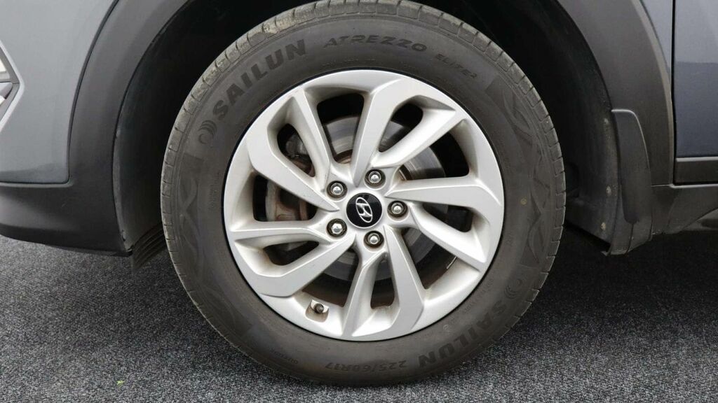 Hyundai Tucson 1.6 Gdi Blue Drive Se Ss White #11