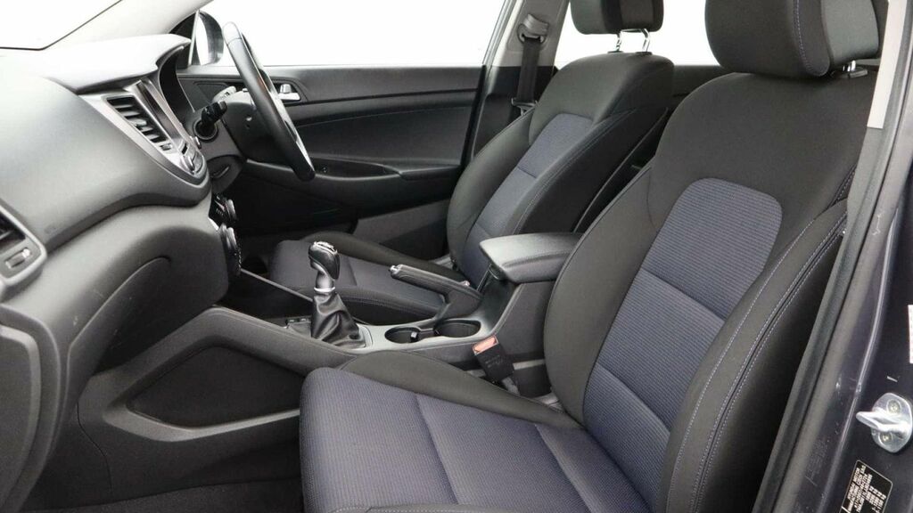 Hyundai Tucson 1.6 Gdi Blue Drive Se Ss White #30