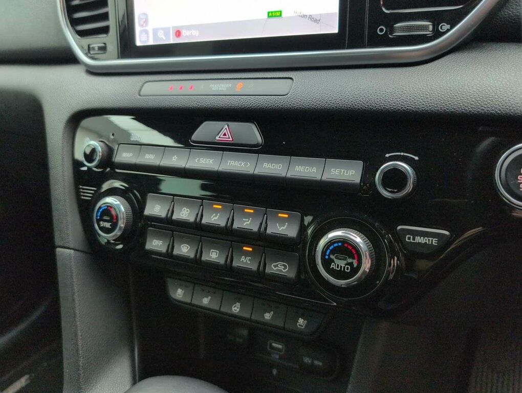 Kia Sportage Crdi Mhev 2 Suv White #16
