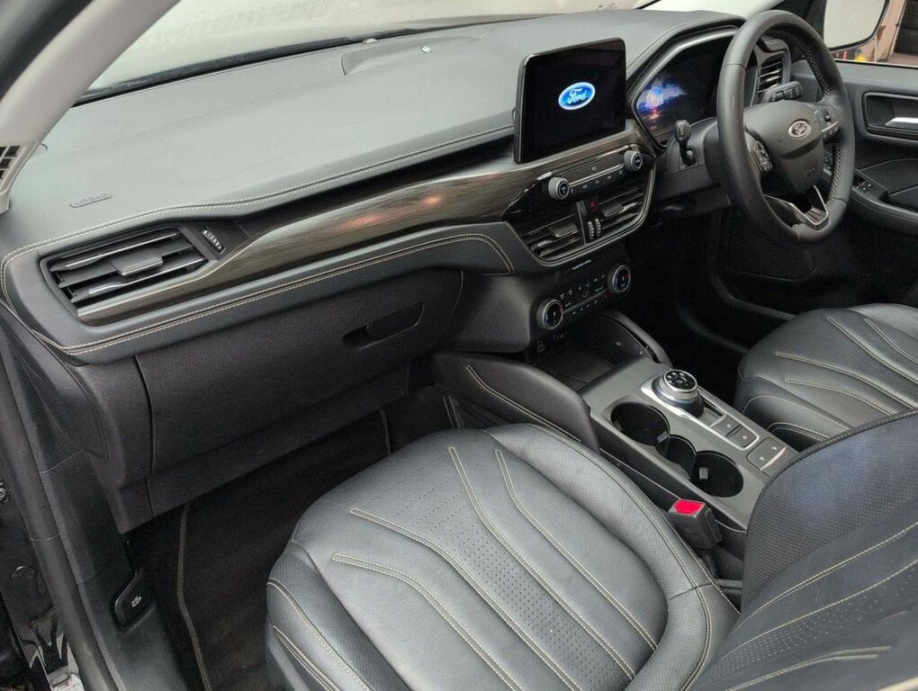 Ford Kuga Vignale Blue #32