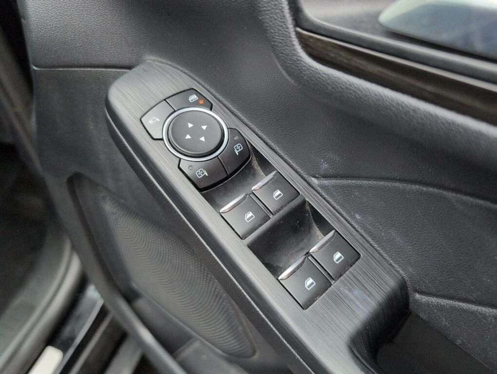 Ford Kuga Vignale Blue #22