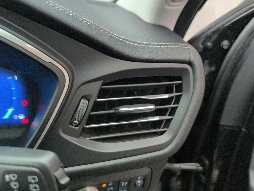 Ford Kuga Vignale Blue #21
