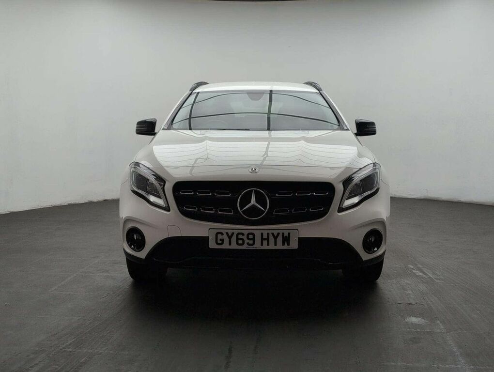 Mercedes-Benz GLA Class 1.6 Gla 180 Urban Edition White #3