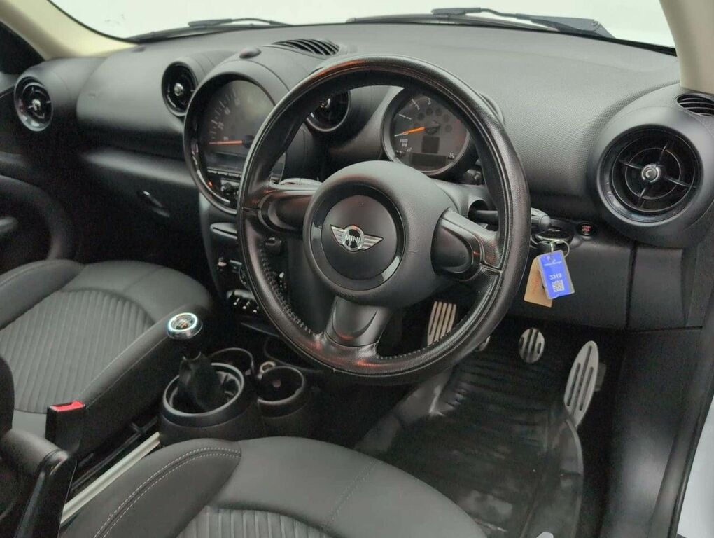 Mini Countryman Cooper Red #11