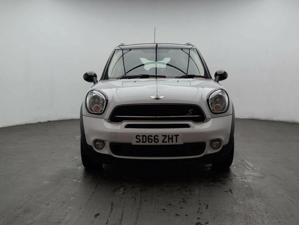 Mini Countryman Cooper Red #3