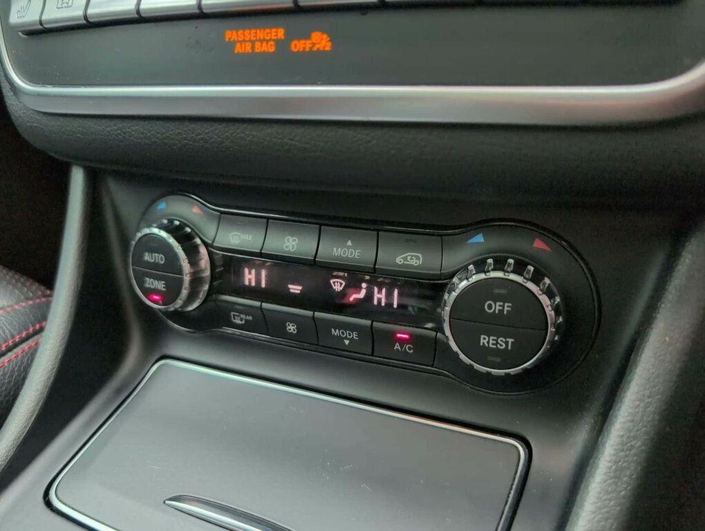 Mercedes-Benz GLA Class Gla 220 Amg Line Premium D 4Matic Grey #18