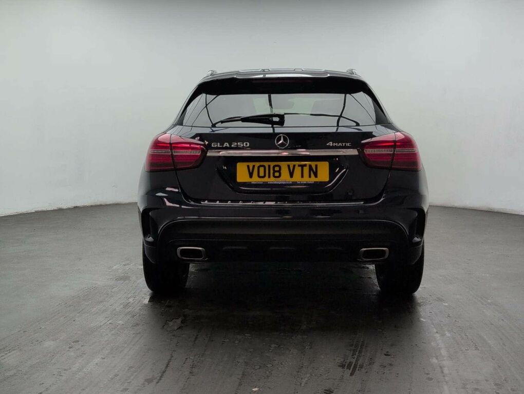 Mercedes-Benz GLA Class Gla 220 Amg Line Premium D 4Matic Grey #7