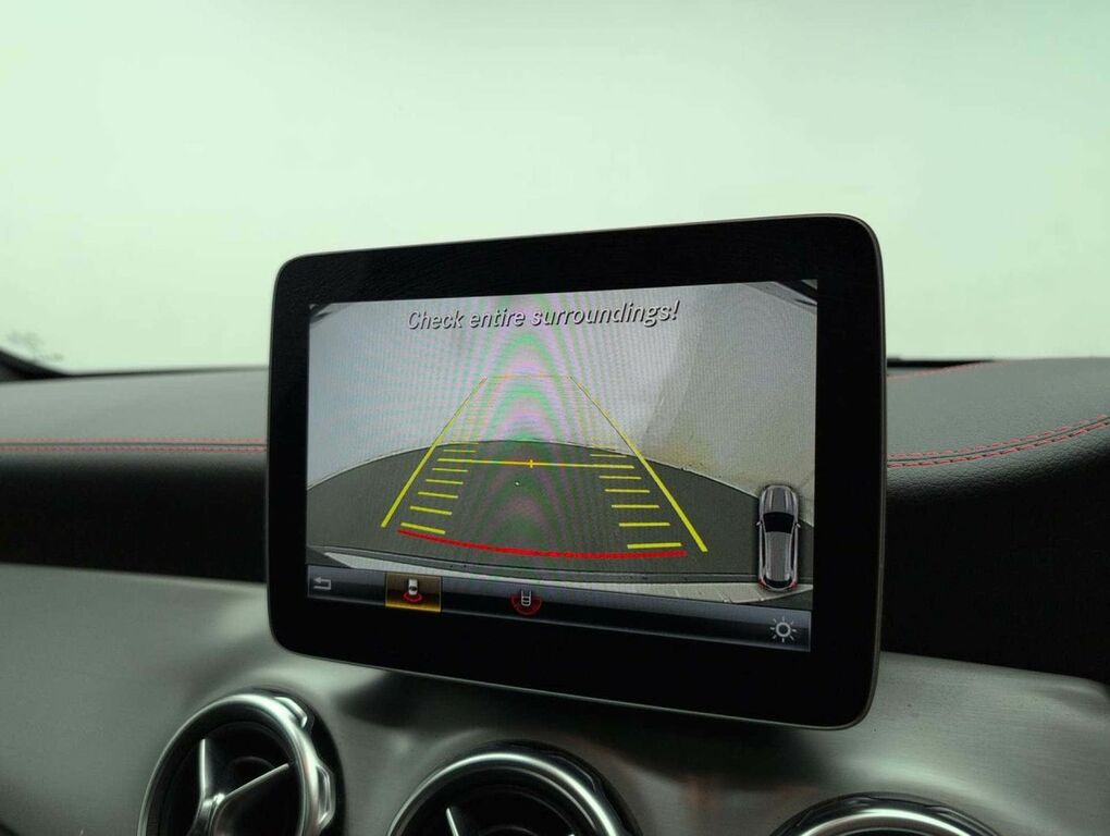 Mercedes-Benz GLA Class Gla 220 Amg Line Premium D 4Matic Grey #16