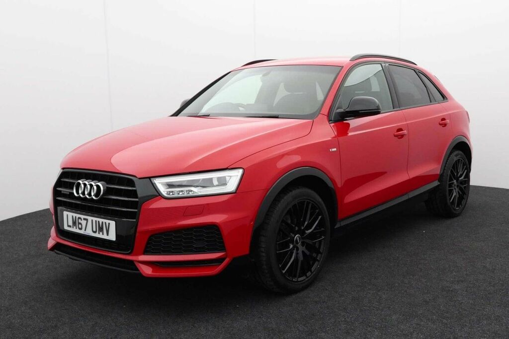 Audi Q3 2.0 Q3 Black Edition Tfsi Quattro 4Wd Red #3