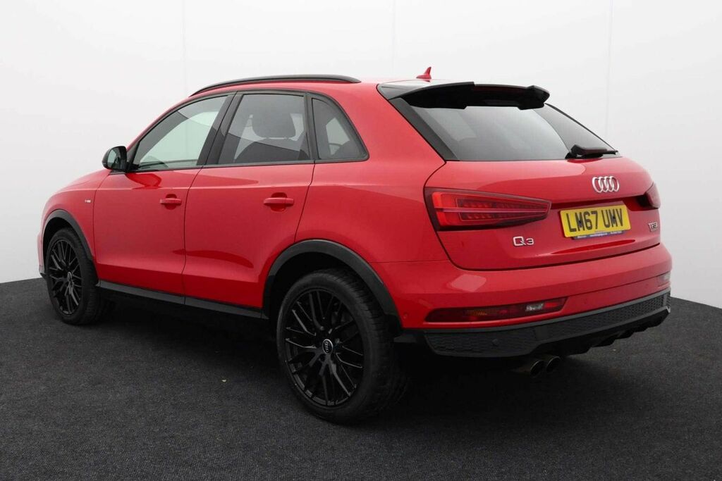 Audi Q3 2.0 Q3 Black Edition Tfsi Quattro 4Wd Red #5