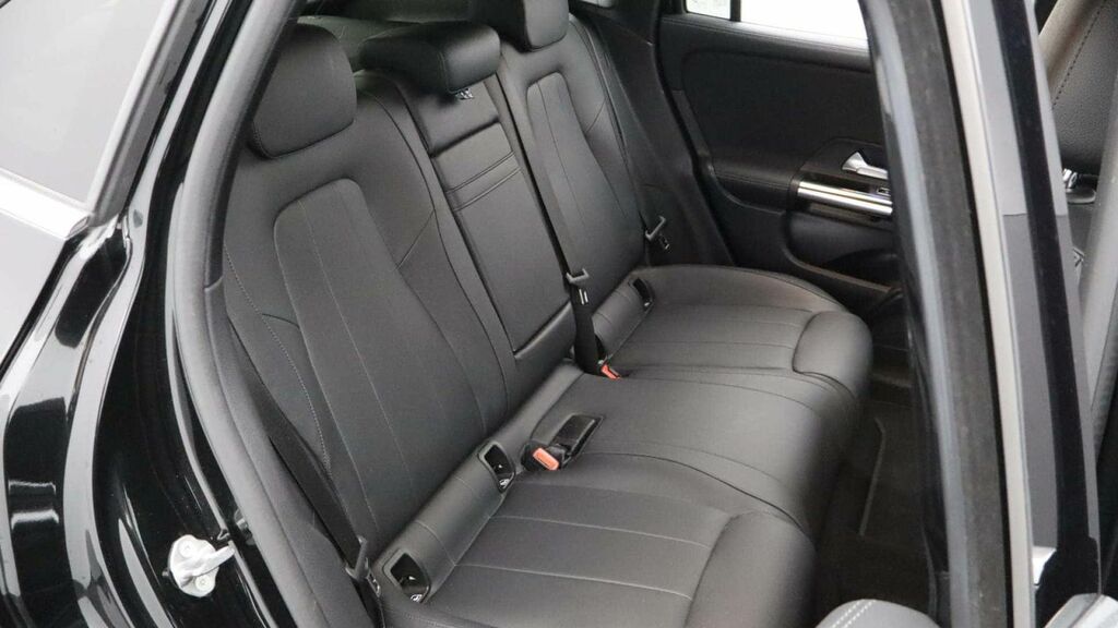 Mercedes-Benz EQA Eqa 250 Amg Line Premium Black #27