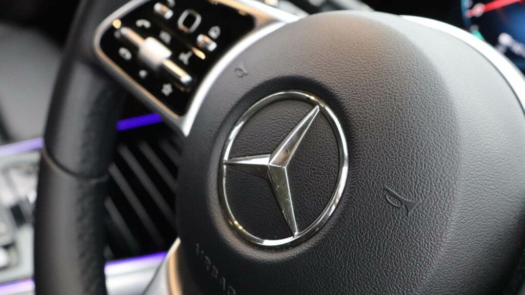 Mercedes-Benz EQA Eqa 250 Amg Line Premium Black #25