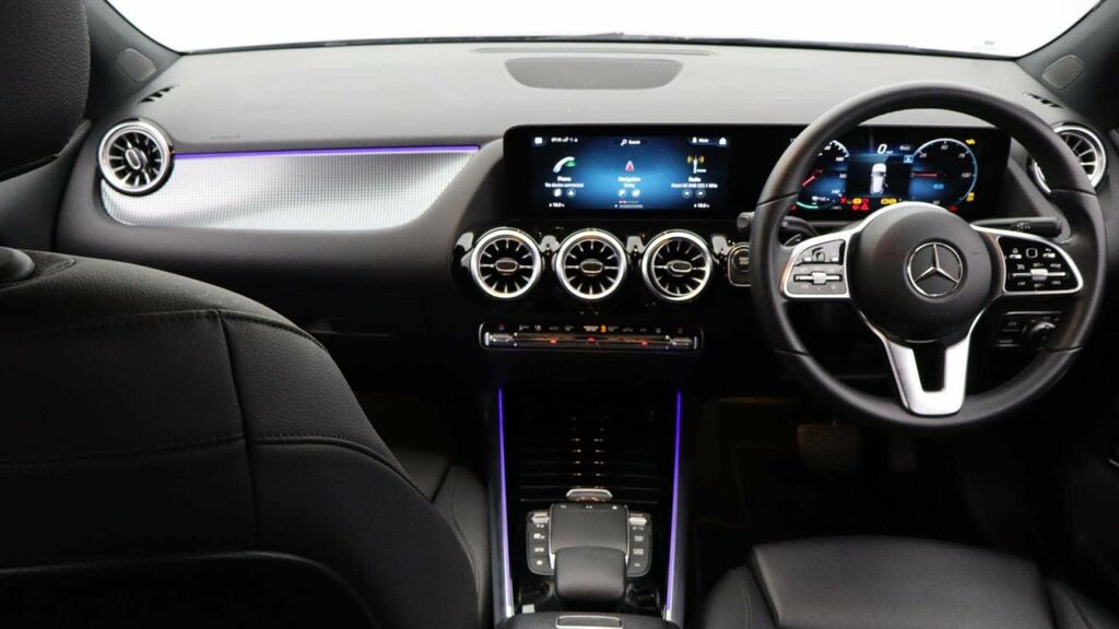 Mercedes-Benz EQA Eqa 250 Amg Line Premium Black #26
