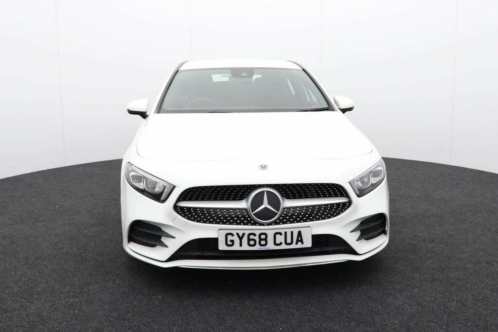 Mercedes-Benz A Class 1.3 A 200 Amg Line White #2