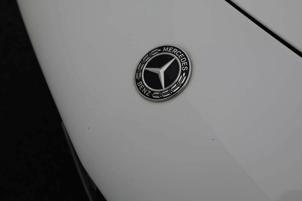 Mercedes-Benz A Class Hatchback White #30