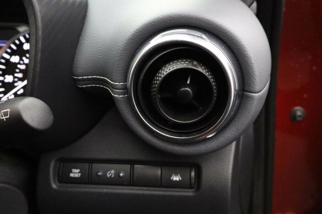 Nissan Juke Acenta Red #21