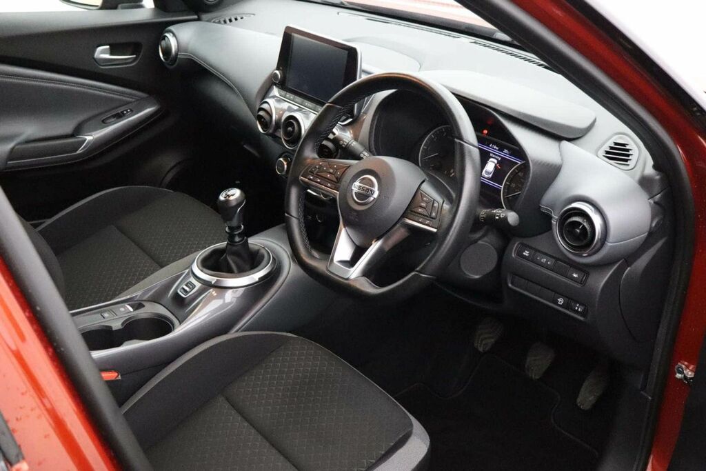 Nissan Juke Acenta Red #10