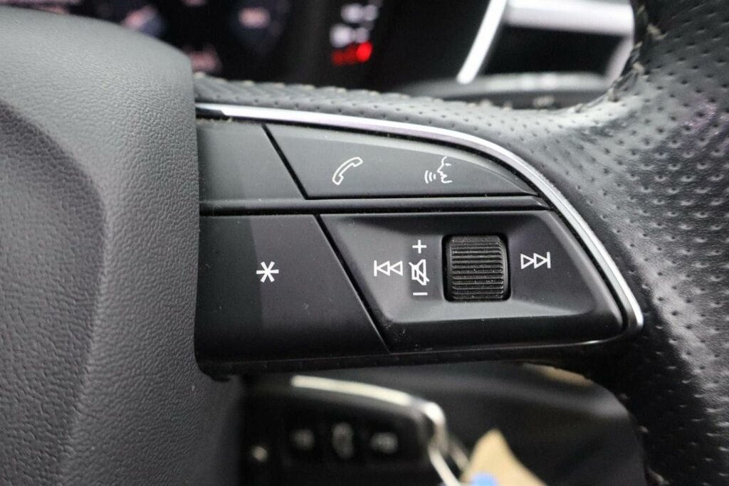 Audi Q3 Tfsi S Line Black #19
