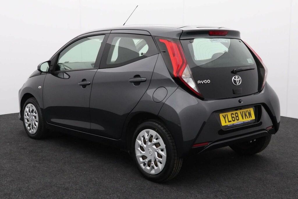 Toyota Aygo X 1.0 Aygo X-play Vvt-i Grey #5