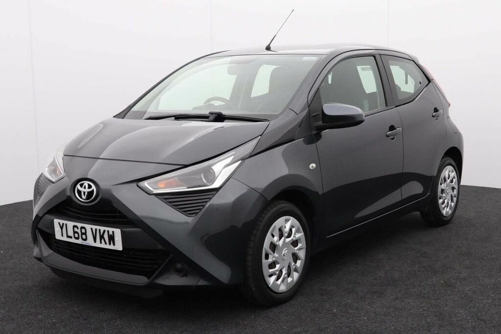 Toyota Aygo X 1.0 Aygo X-play Vvt-i Grey #3