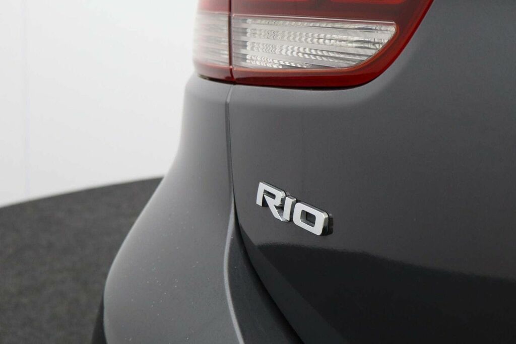 Kia RIO 1.2 1 82 White #24