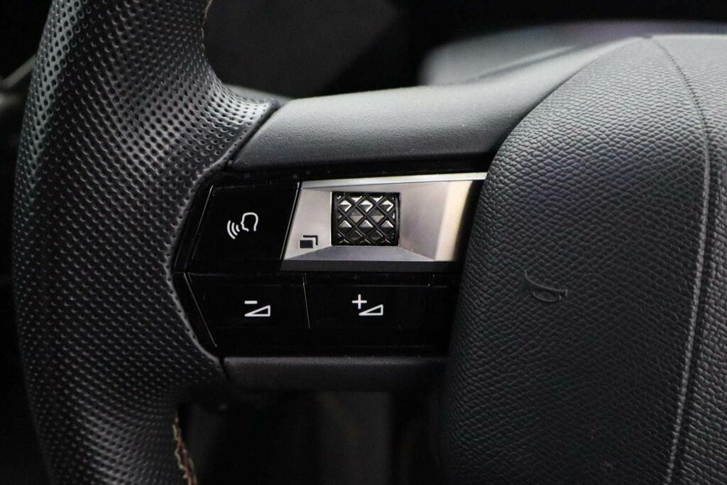 DS DS 3 Crossback Rivoli Grey #16