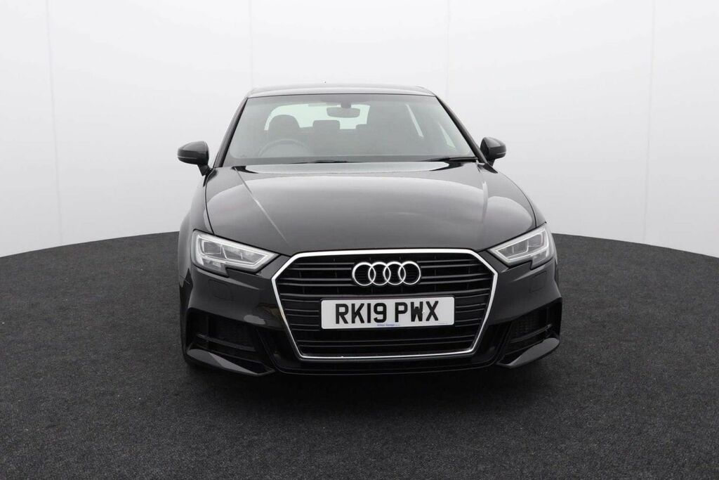 Audi A3 1.5 A3 Sportback 35 Tfsi S Line Black #2