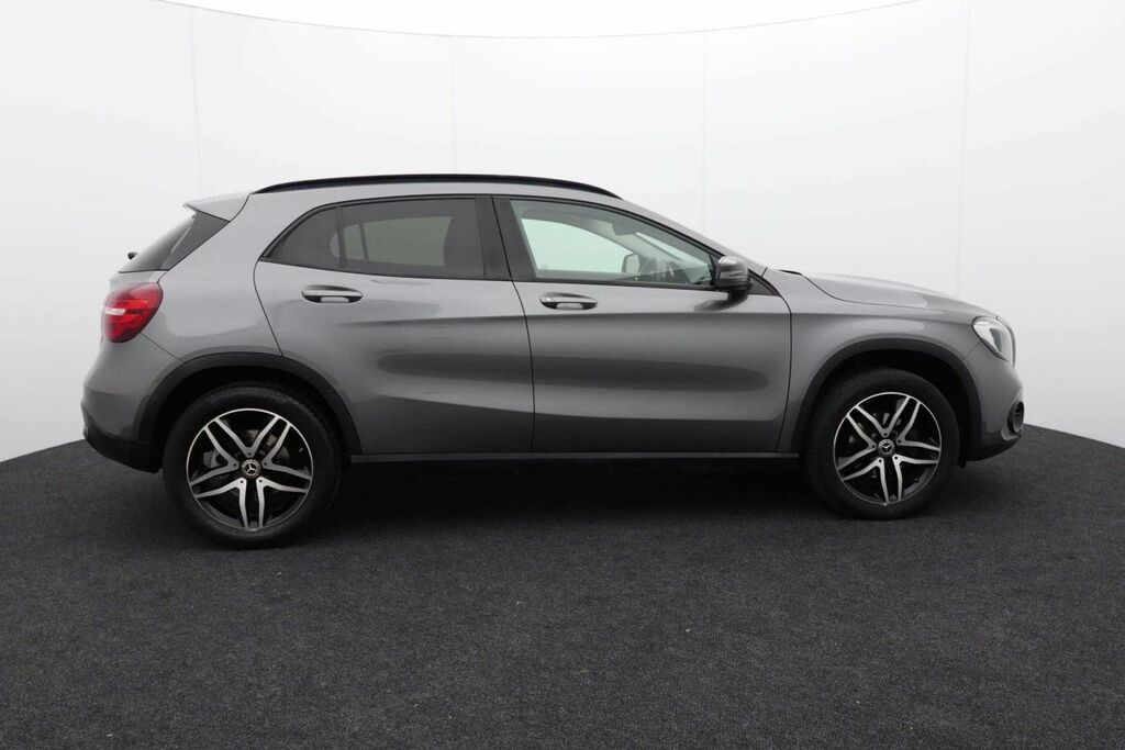 Mercedes-Benz GLA Class  Black #8