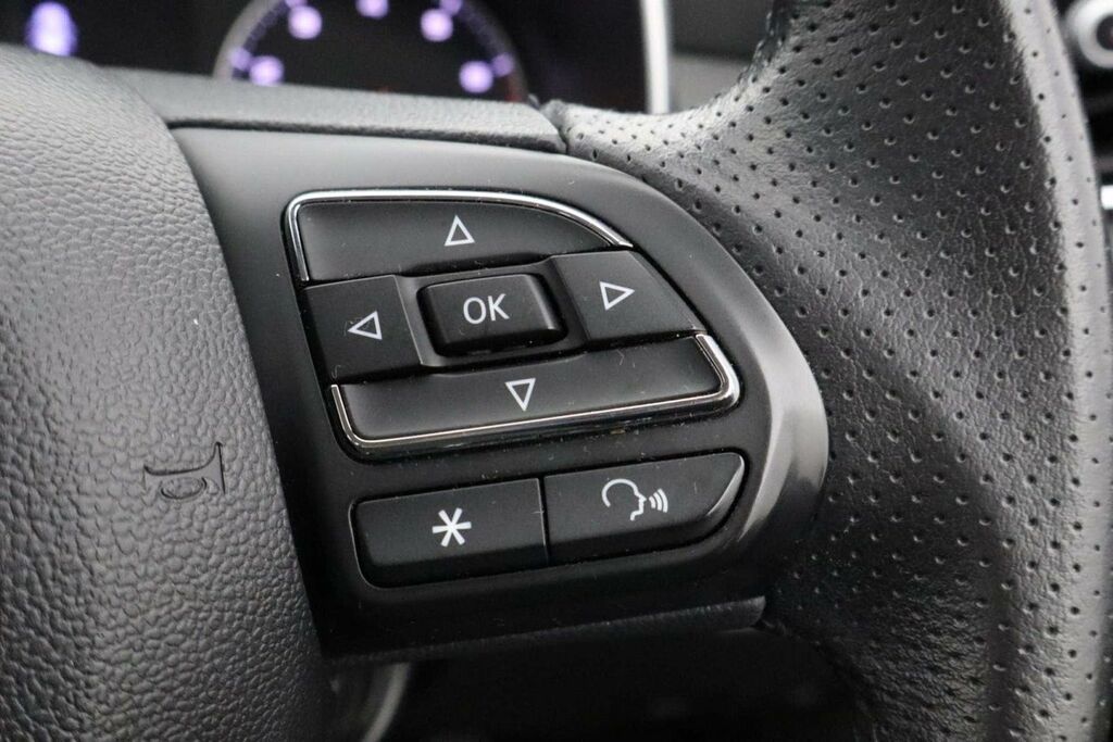 MG ZS 1.5 Vti-tech Exclusive Silver #18