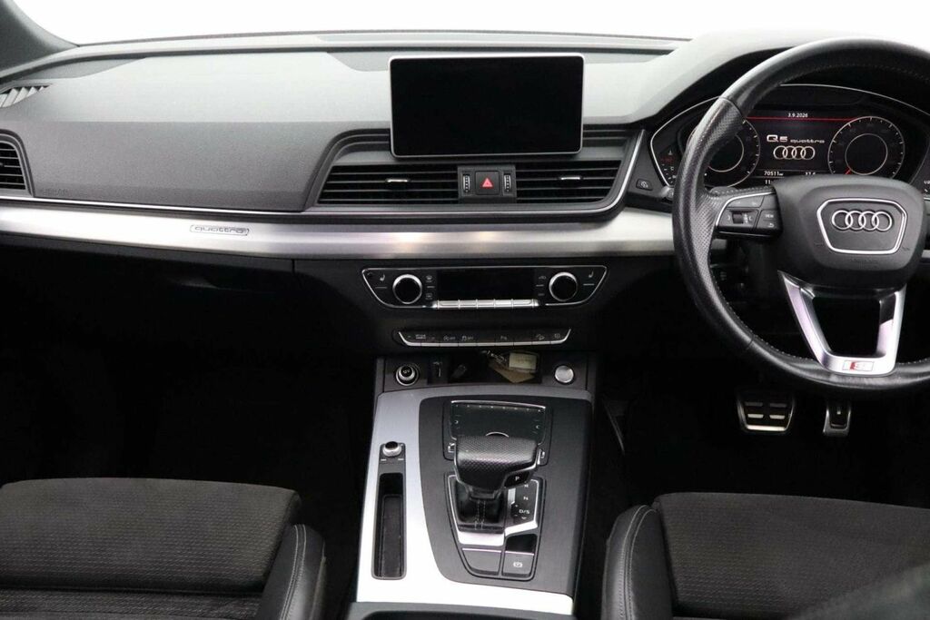 Audi Q5 2.0 S Line 40 Grey #24