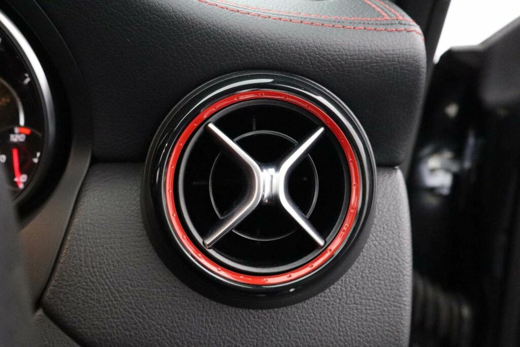Mercedes-Benz CLA Class Gla 220 D 4Matic Grey #21